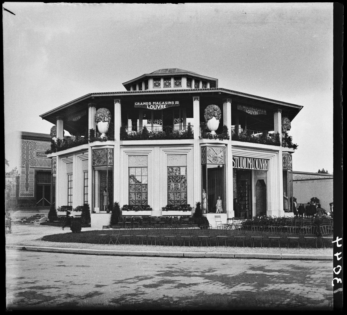 L'ENSEIGNEMENT  ARTISTIQUE ET ・・EN 1925 L'Art Décoratif Français 1918-1925 – High Valley Books